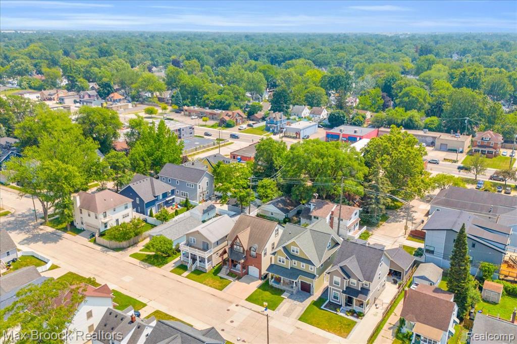 property viewer photo 44