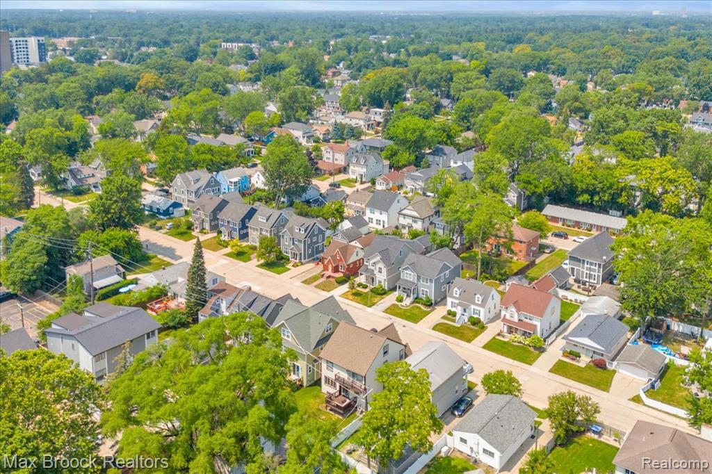 property viewer photo 45