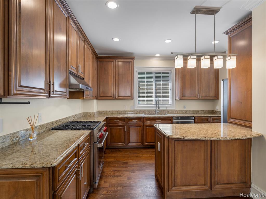 property viewer photo 11