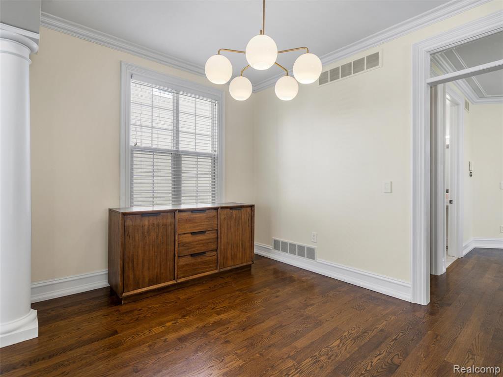 property viewer photo 16