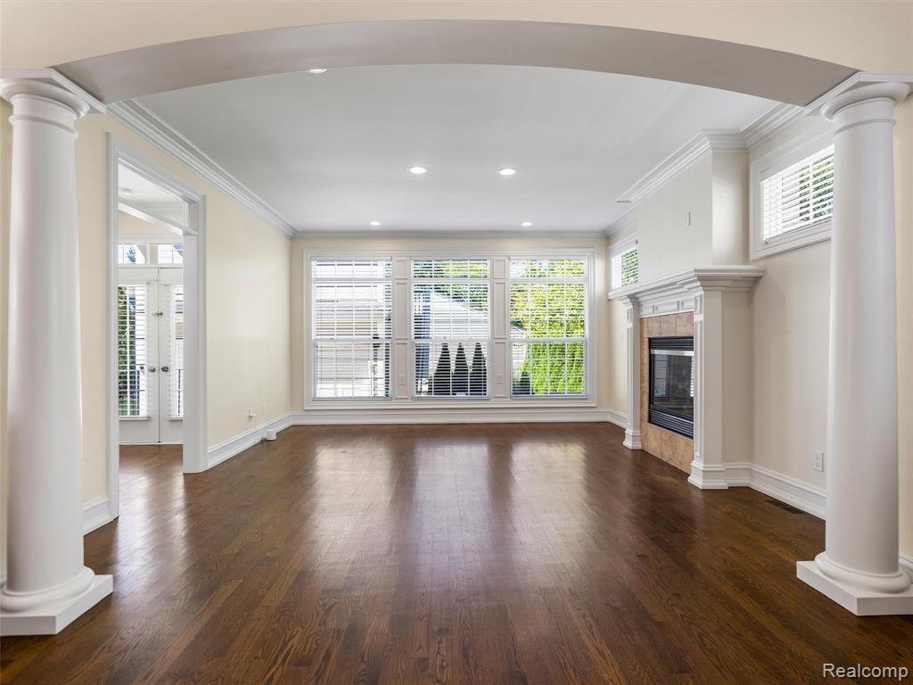property viewer photo 17