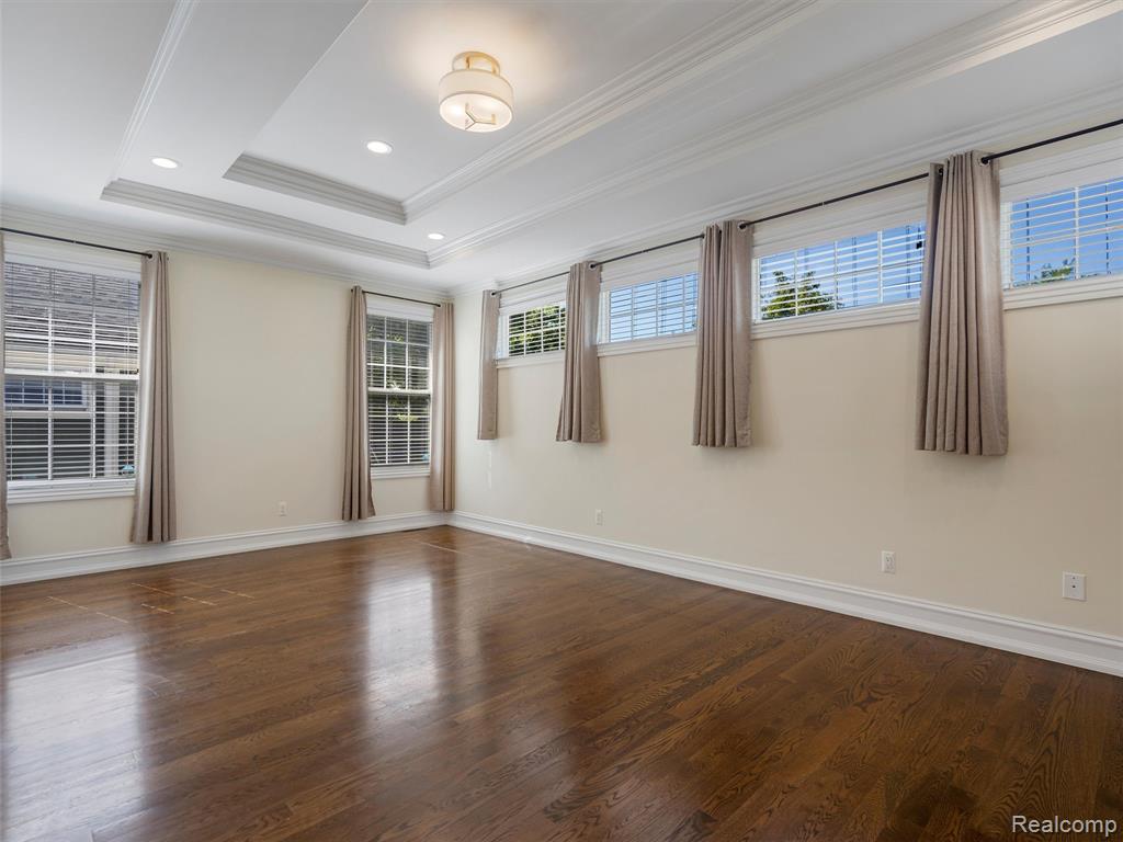 property viewer photo 31