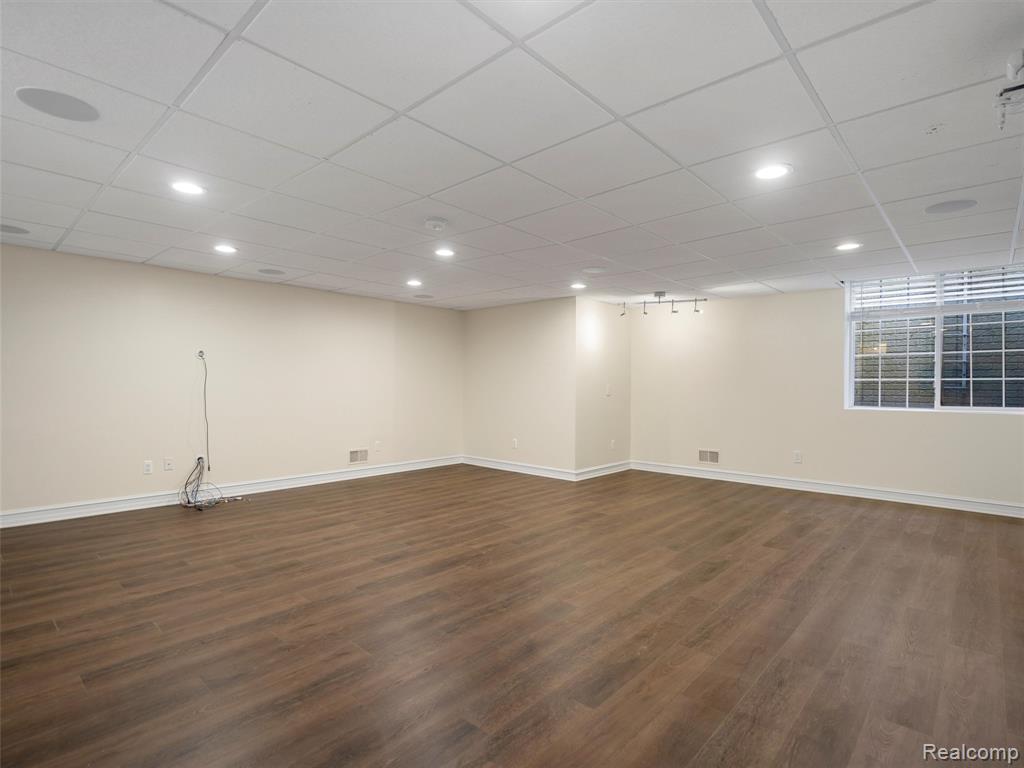 property viewer photo 37