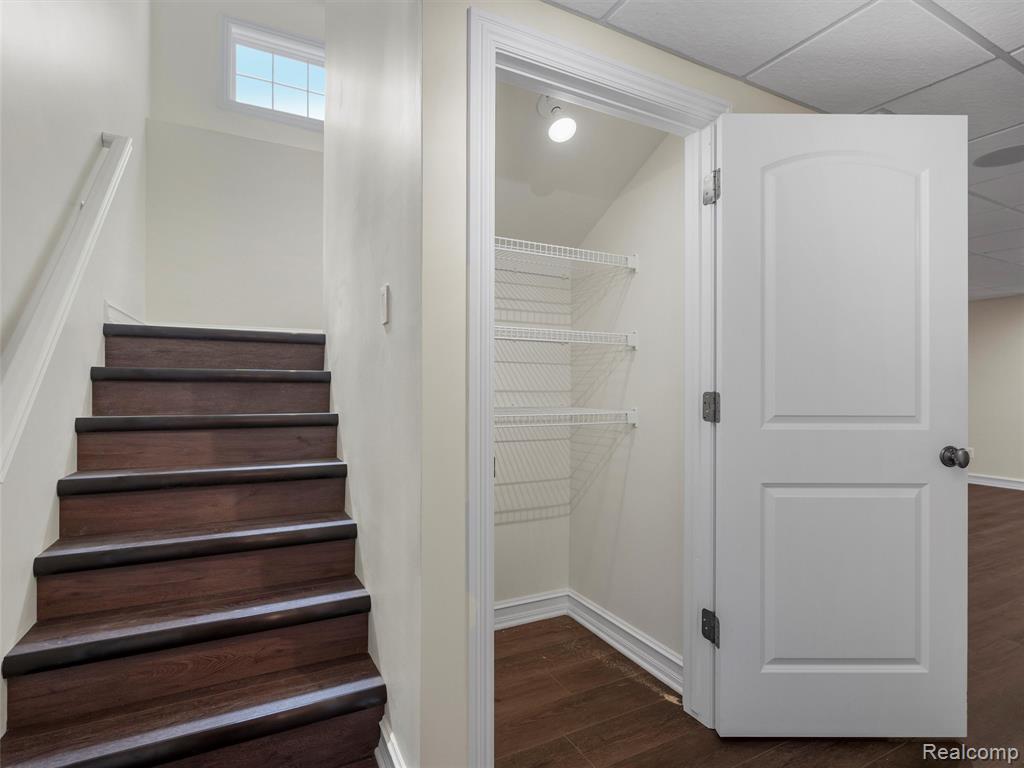 property viewer photo 38