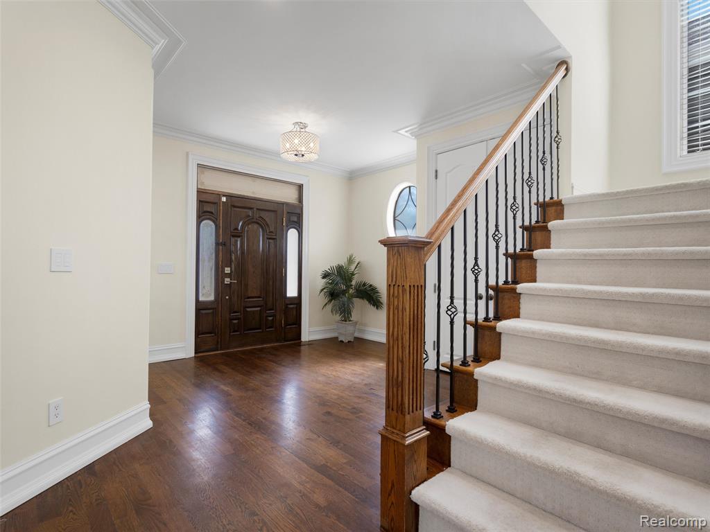 property viewer photo 5