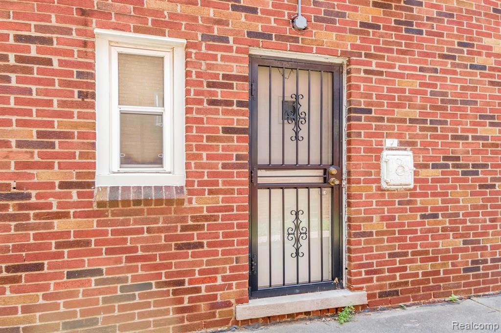 main property photo 44