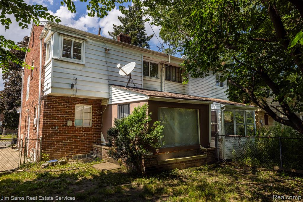 main property photo 13