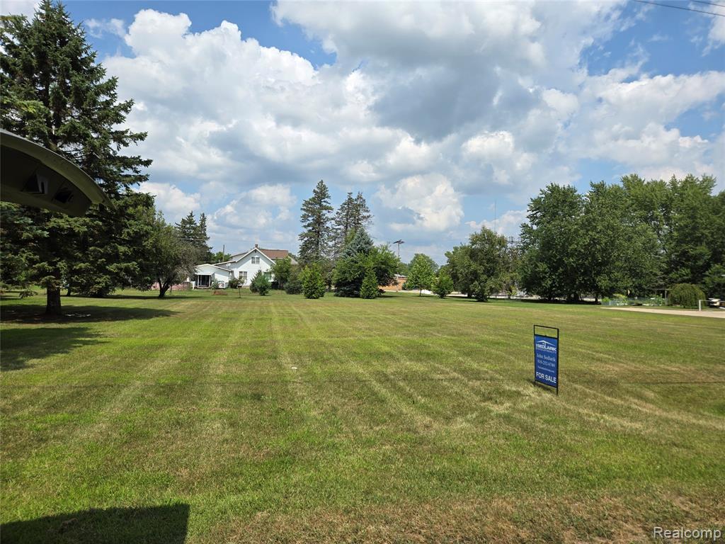 main property photo 0