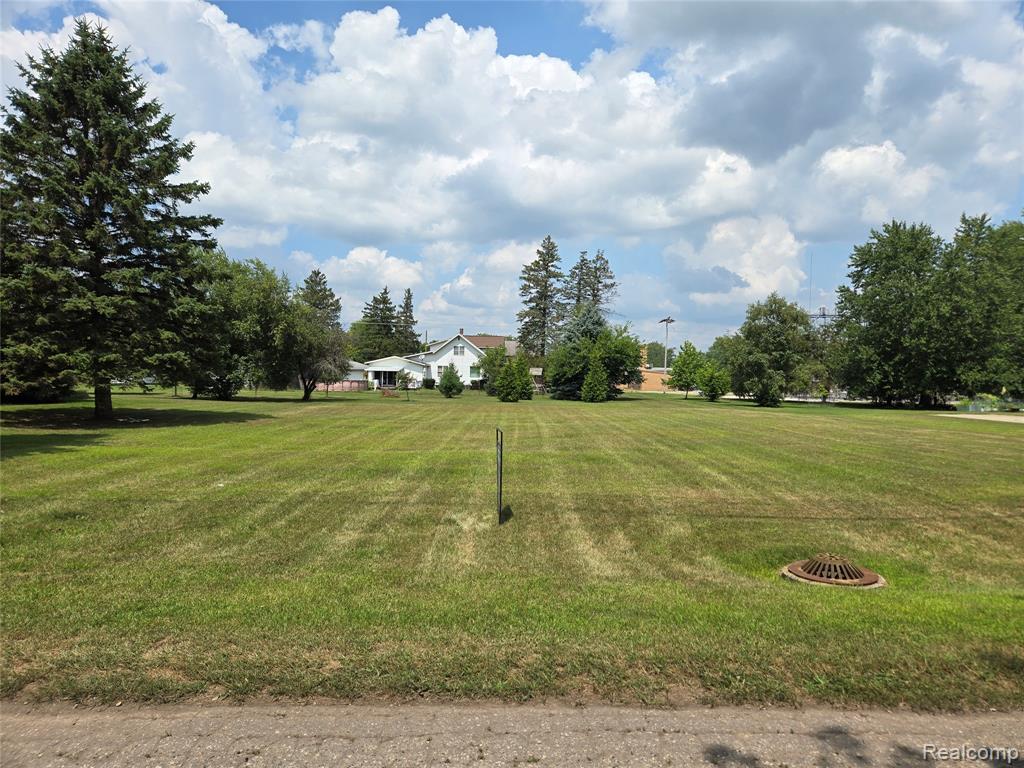 main property photo 3
