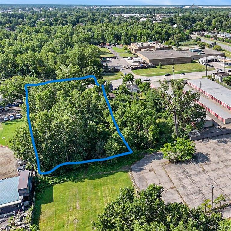 main property photo 4