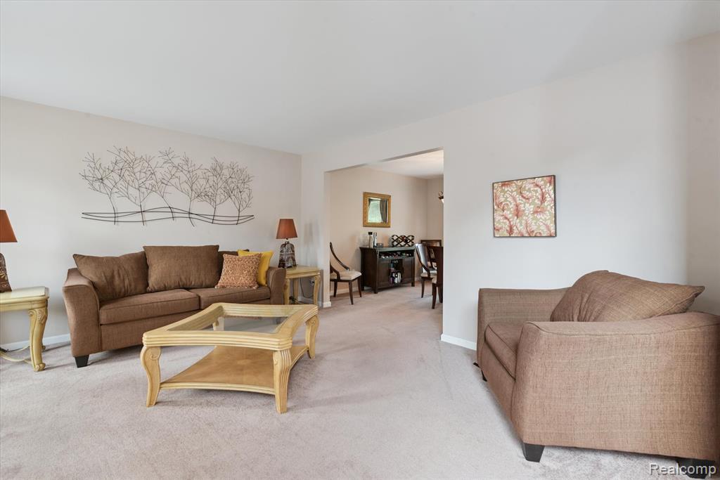 property viewer photo 11
