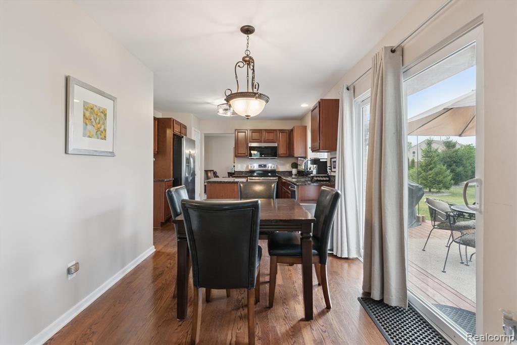 property viewer photo 20