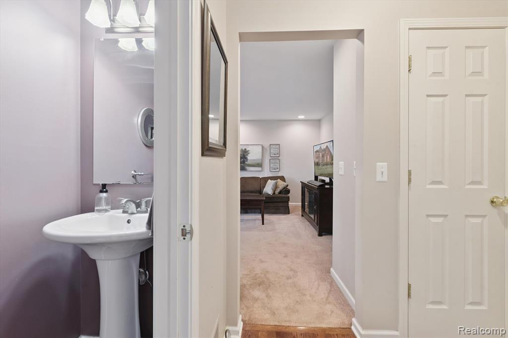 property viewer photo 29