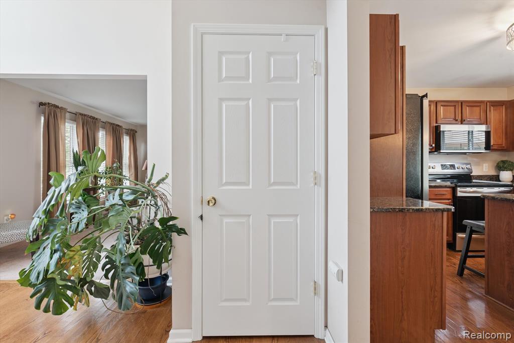 property viewer photo 31
