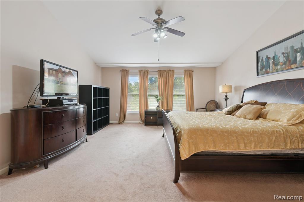 property viewer photo 32