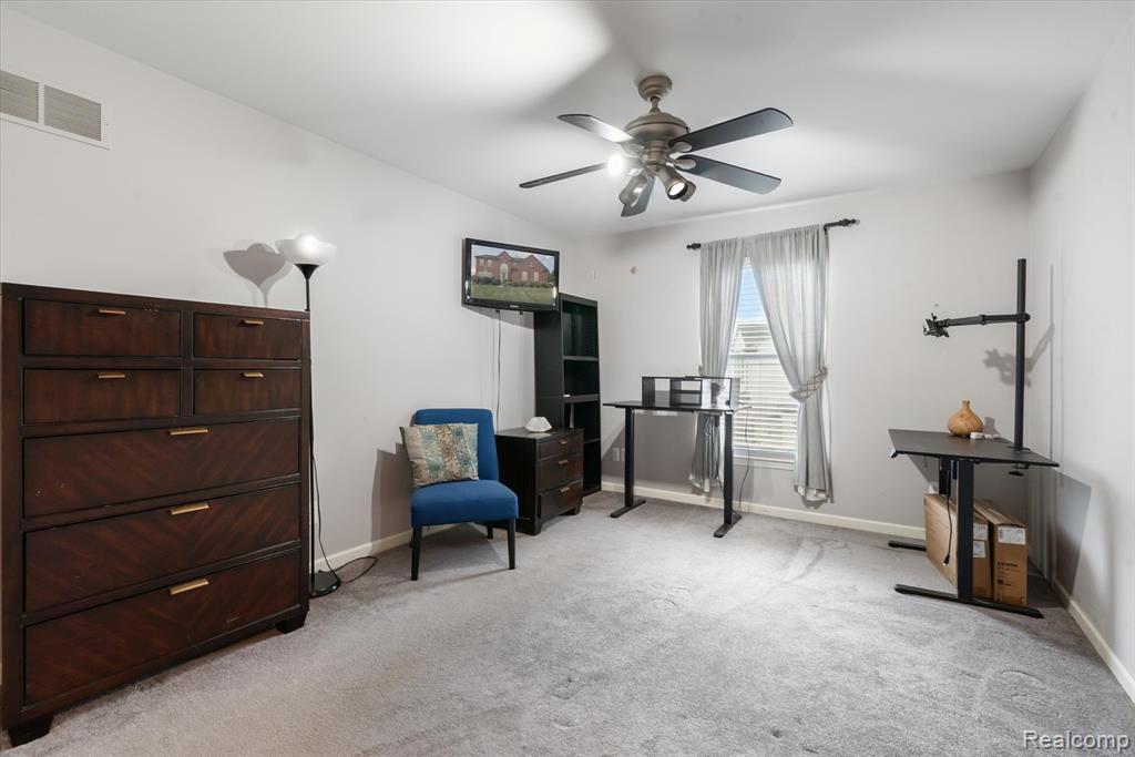 property viewer photo 40
