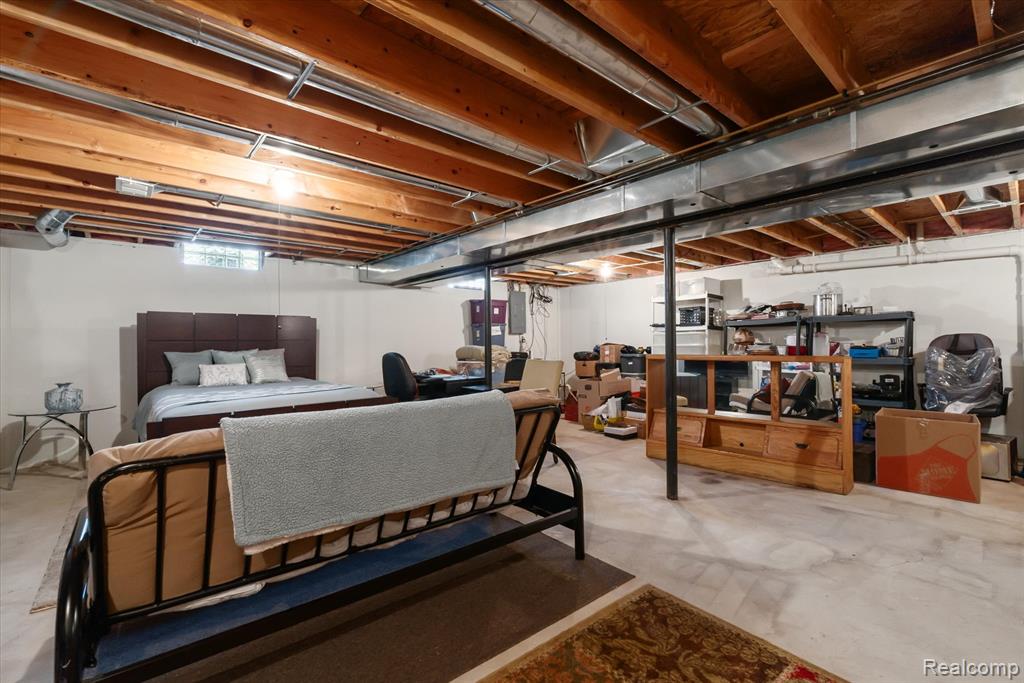 property viewer photo 47