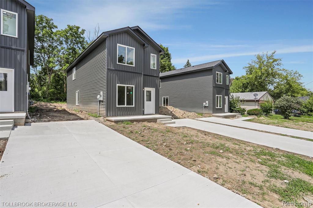 main property photo 4