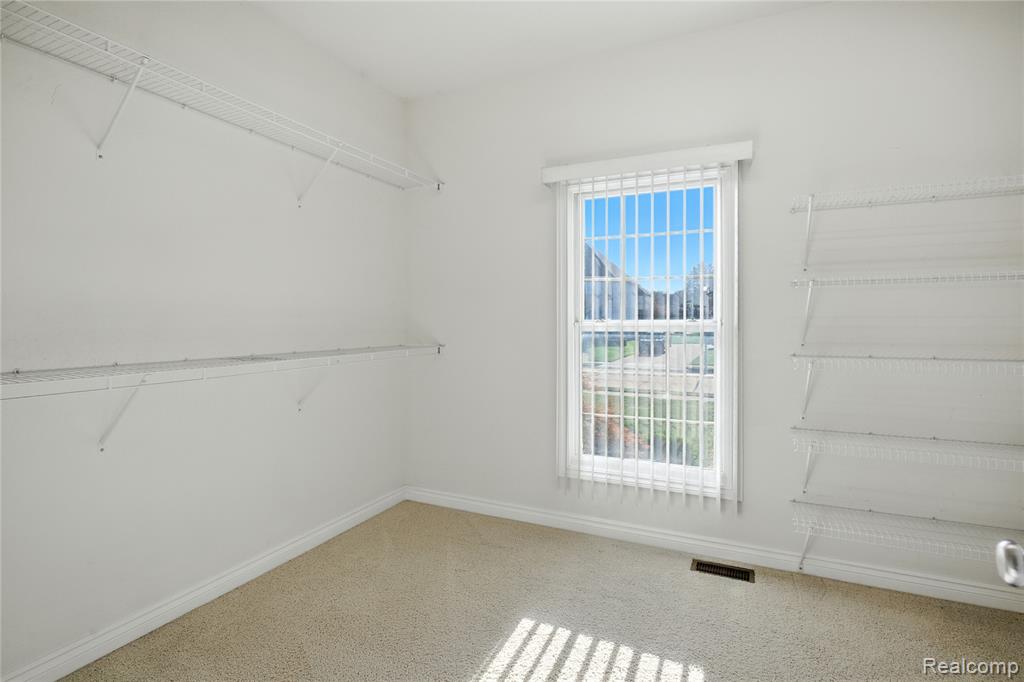 property viewer photo 27