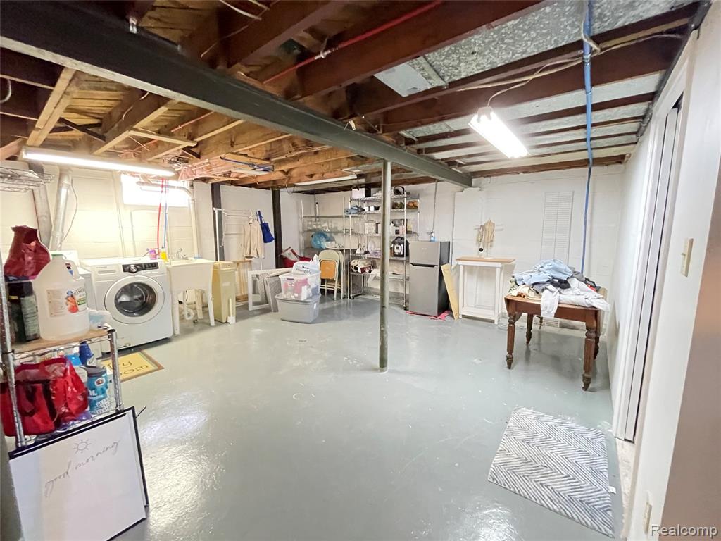 property viewer photo 50