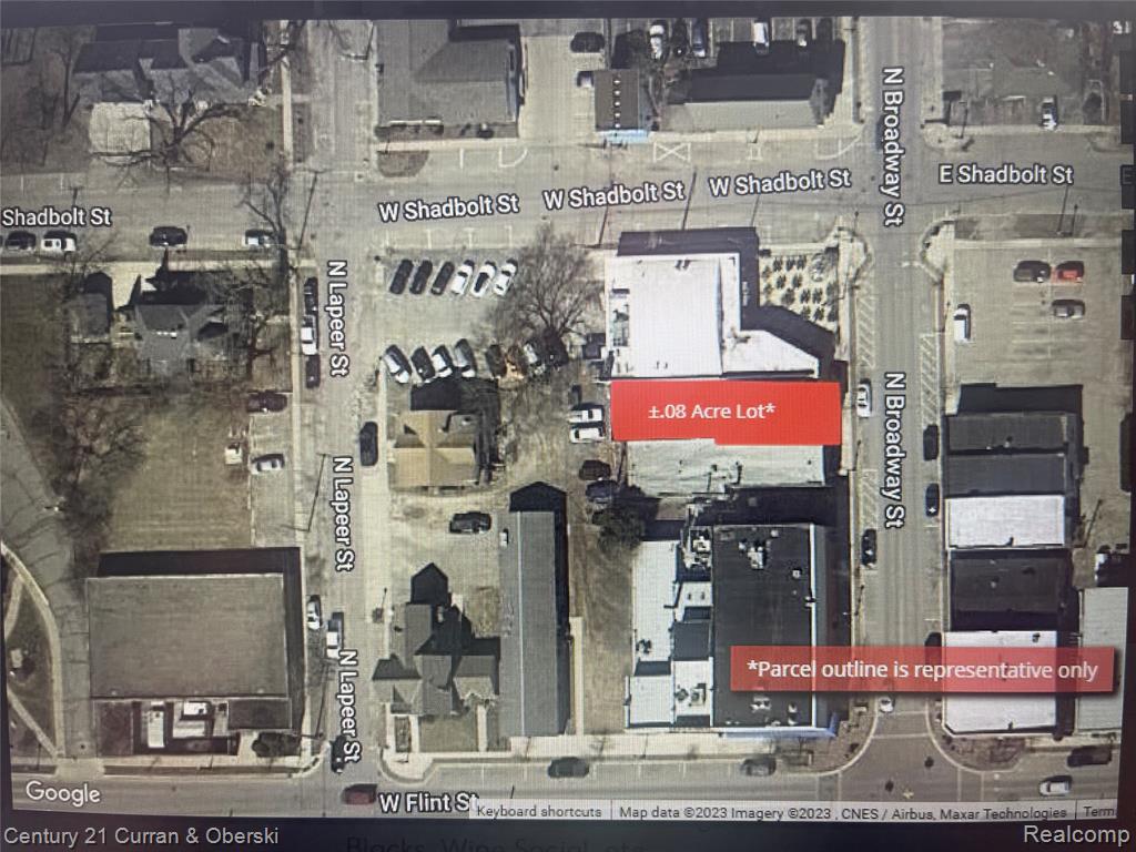 main property photo 4