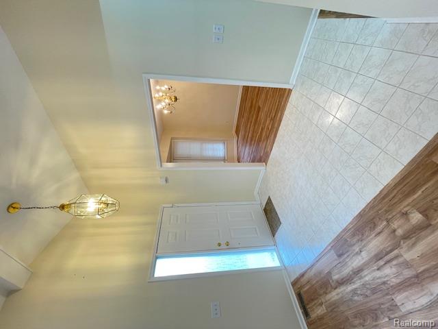 property viewer photo 21