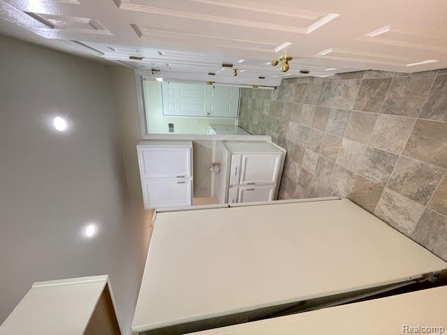 property viewer photo 35