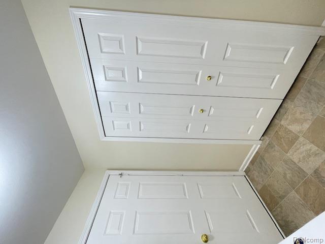 property viewer photo 50