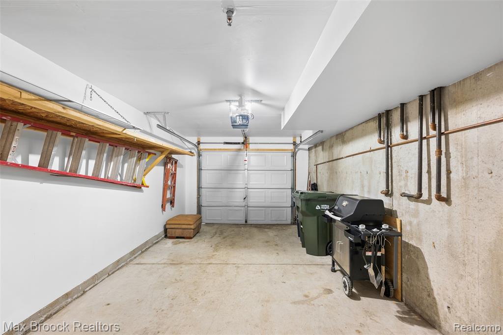 property viewer photo 16