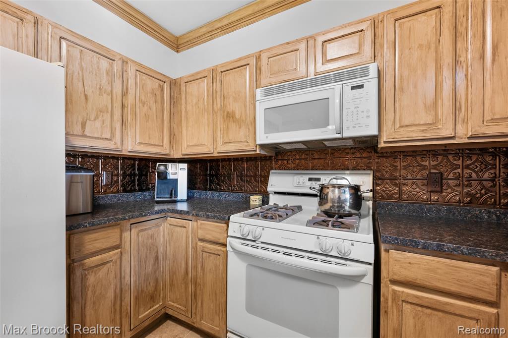property viewer photo 4