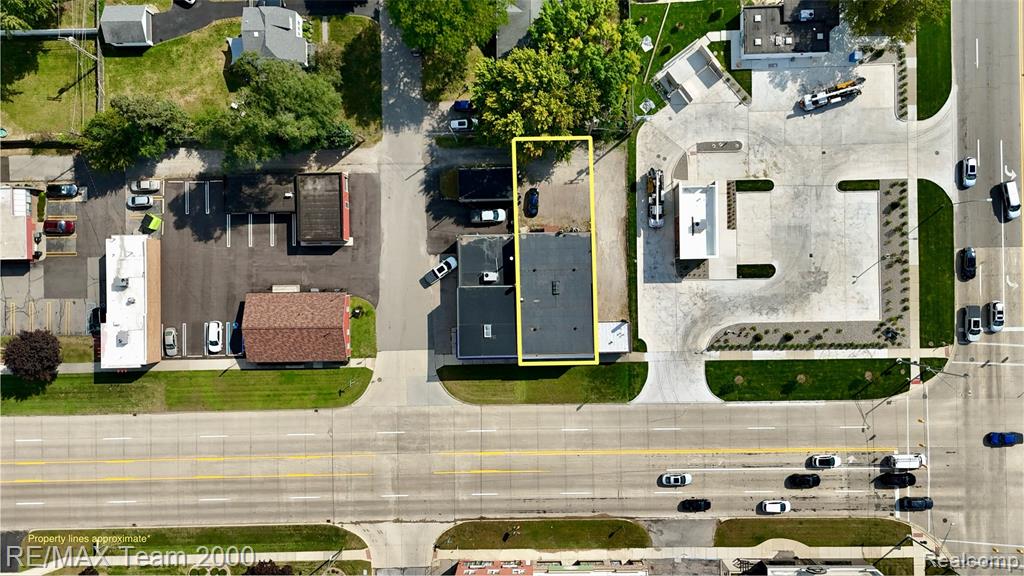 main property photo 4