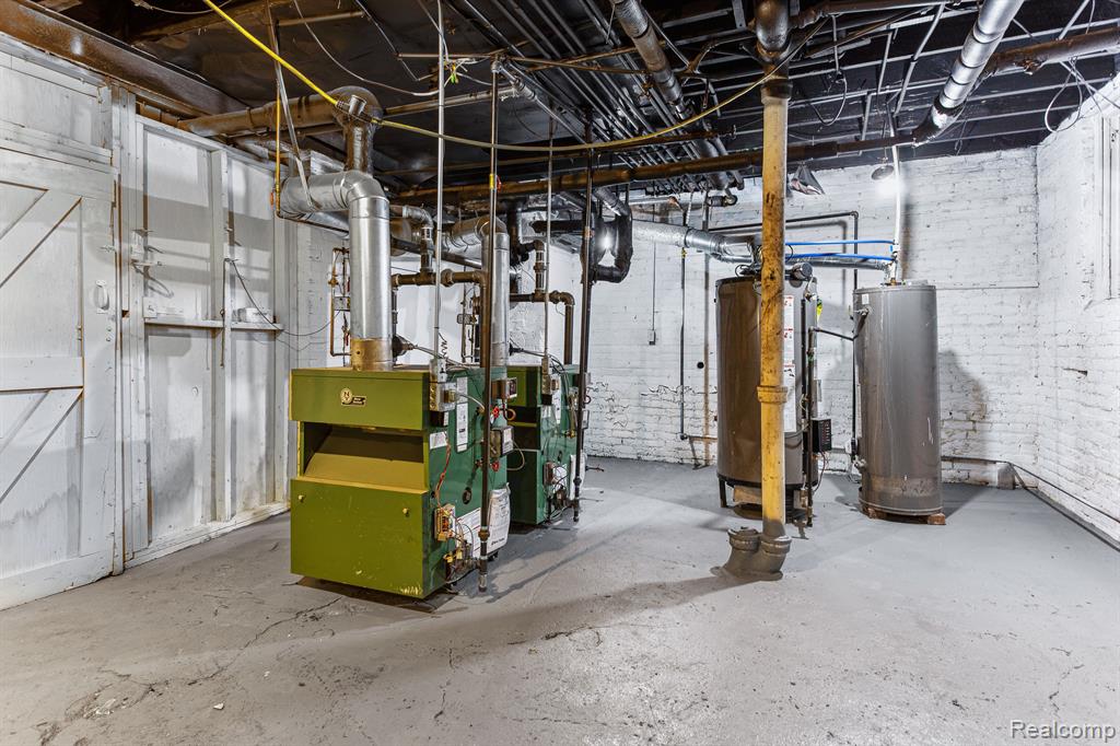 main property photo 60