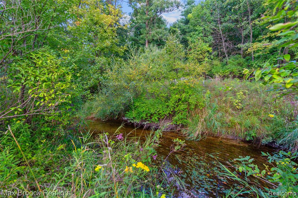 main property photo 70