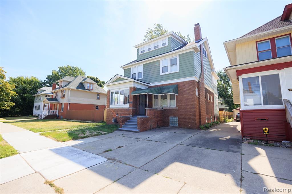 main property photo 4