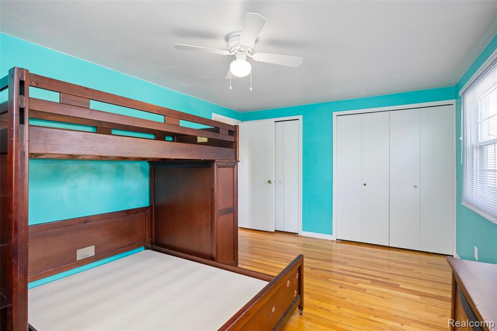 property viewer photo 26