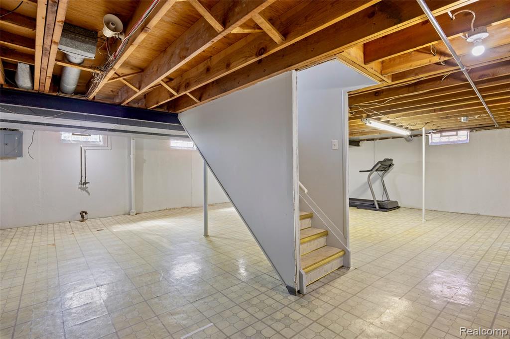 property viewer photo 27