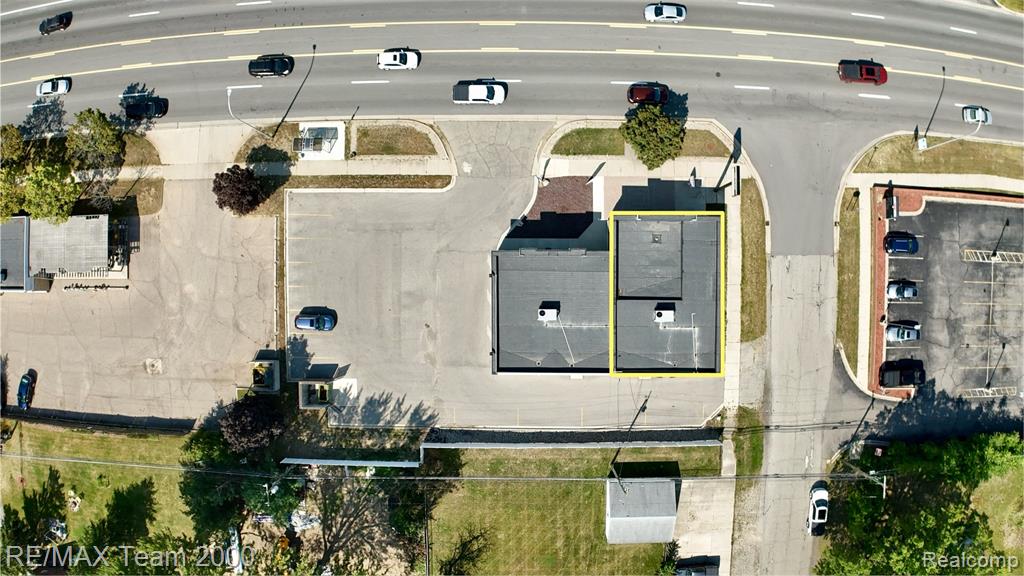 main property photo 17