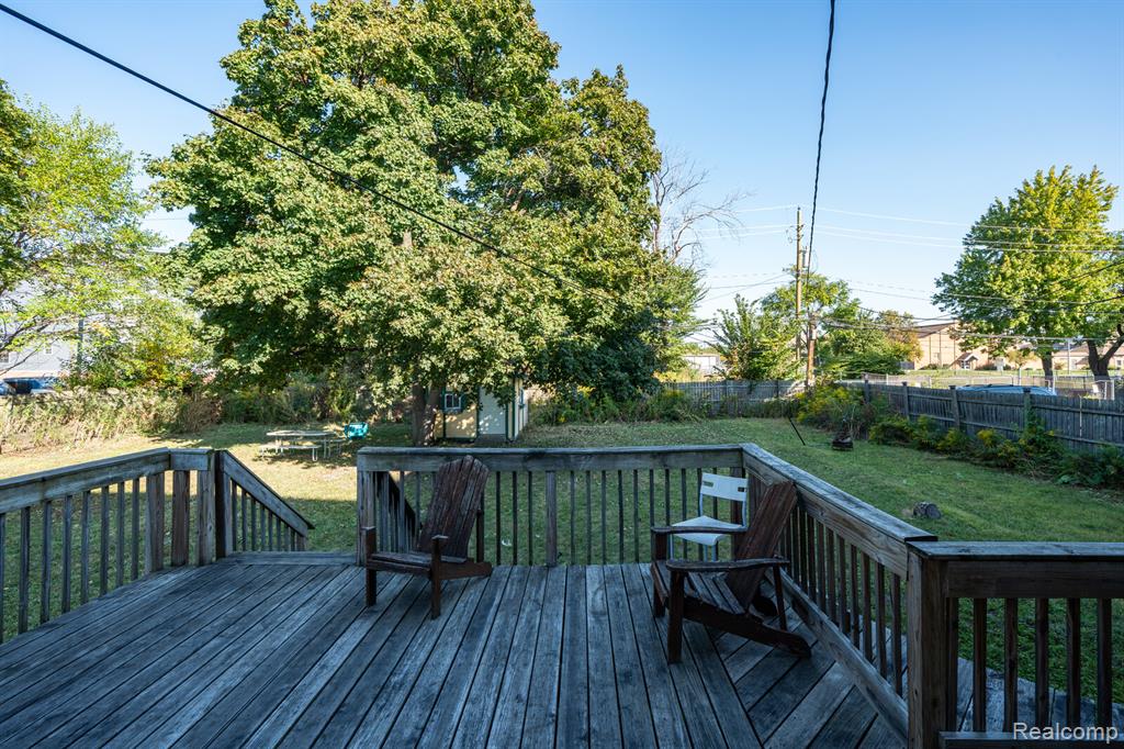 main property photo 43