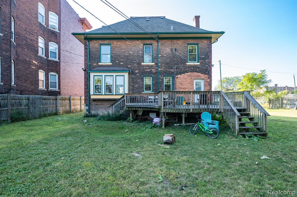 main property photo 45