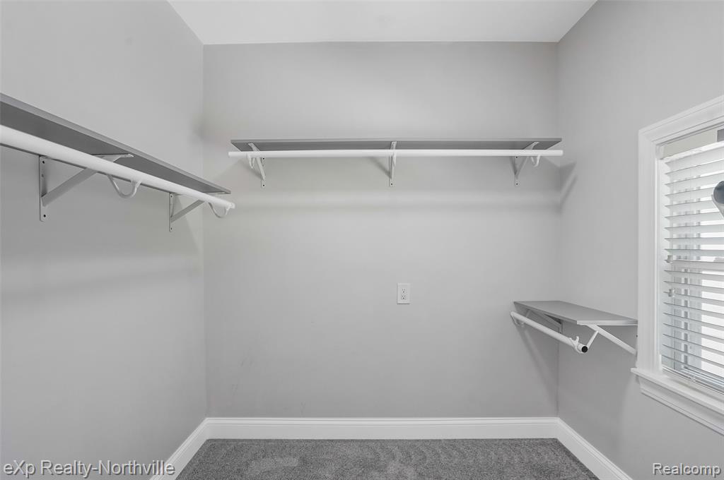property viewer photo 24
