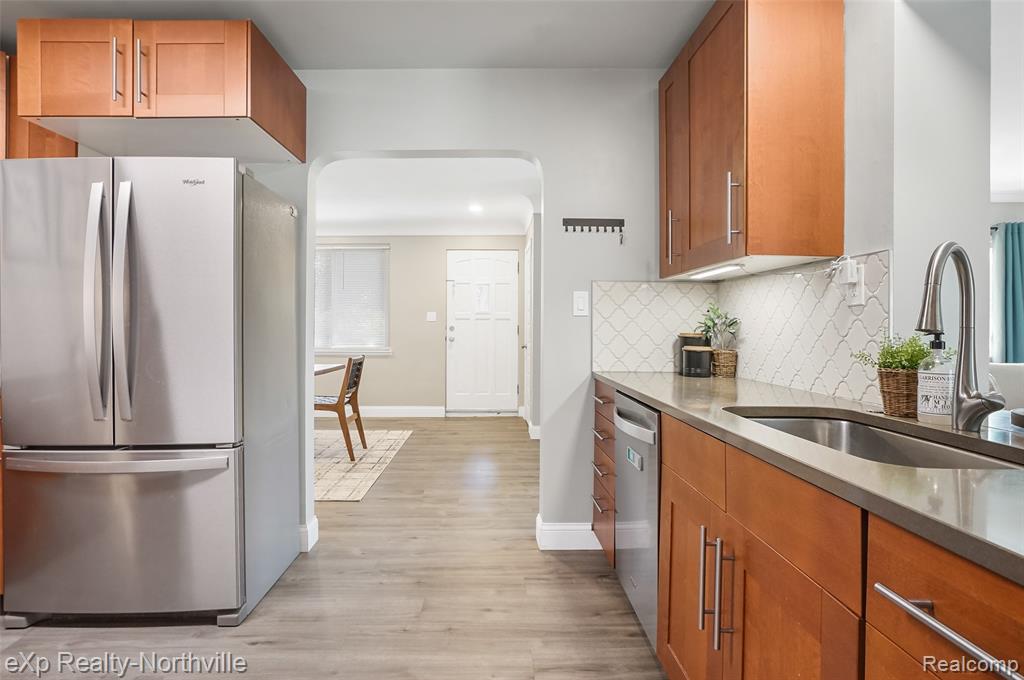 property viewer photo 32