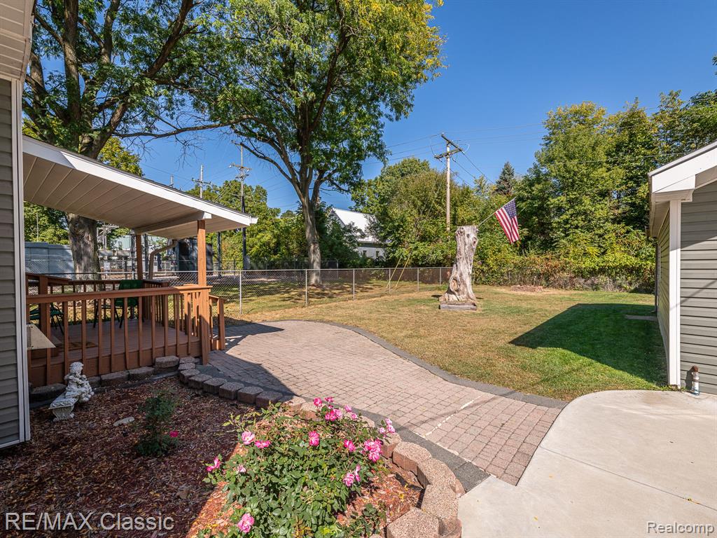property viewer photo 20