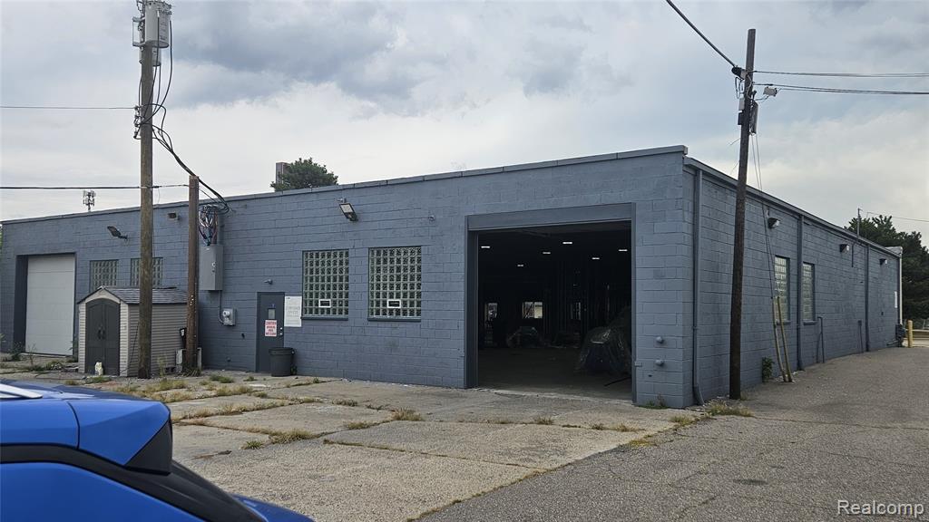 main property photo 6