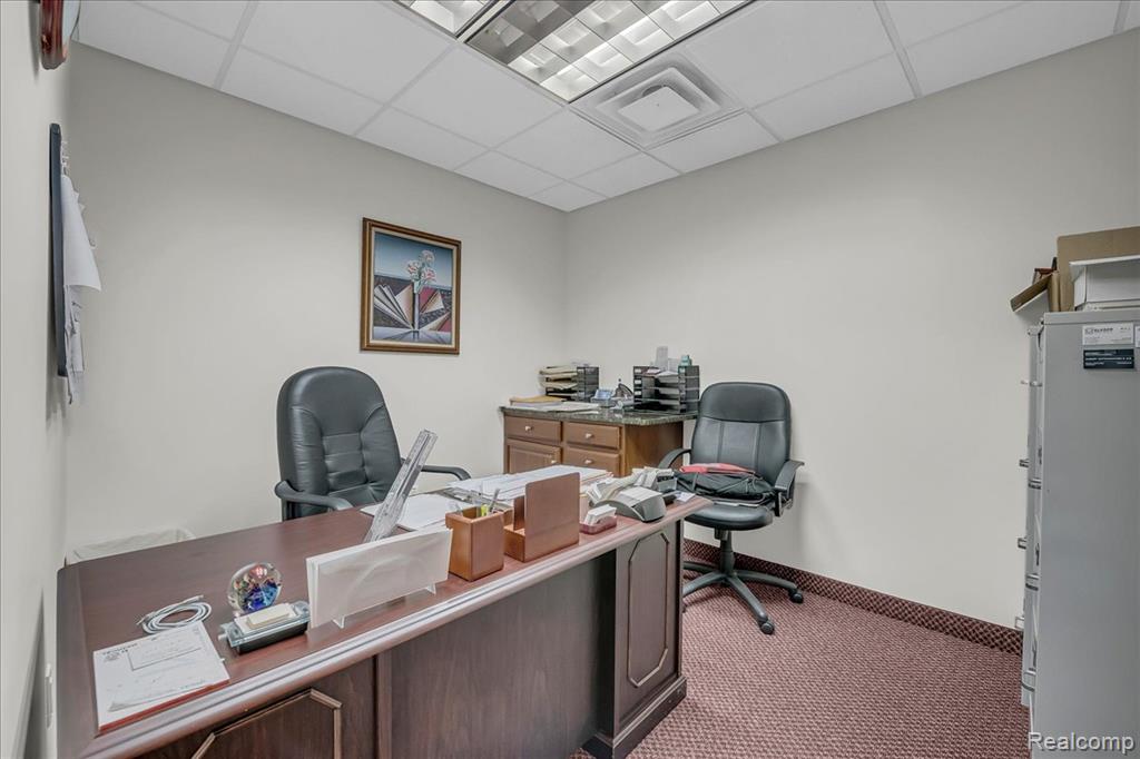 main property photo 31