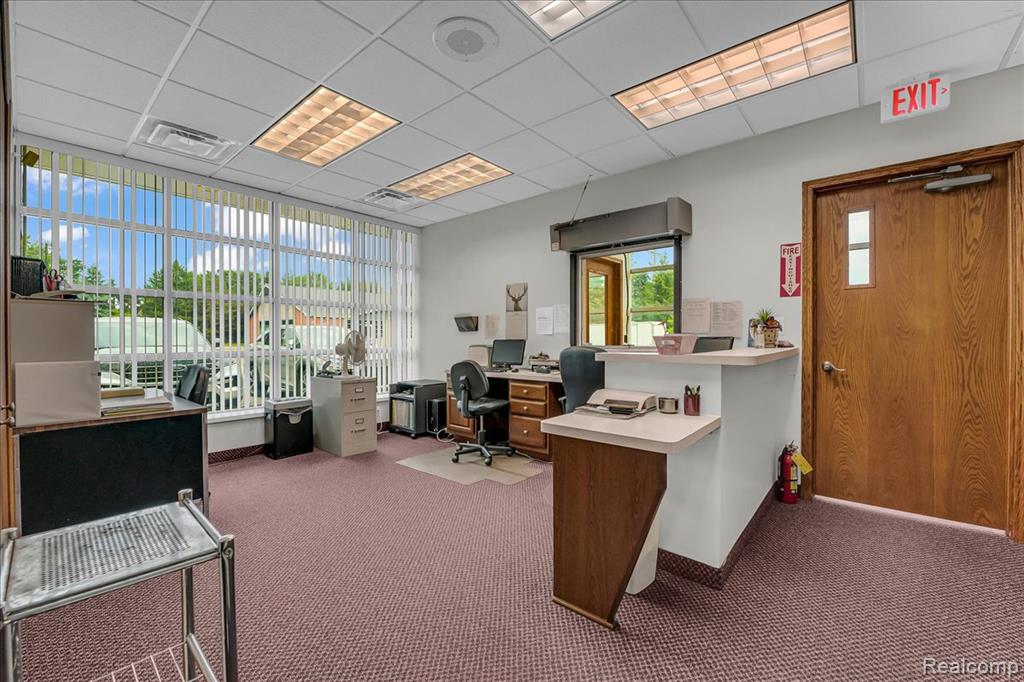 main property photo 45