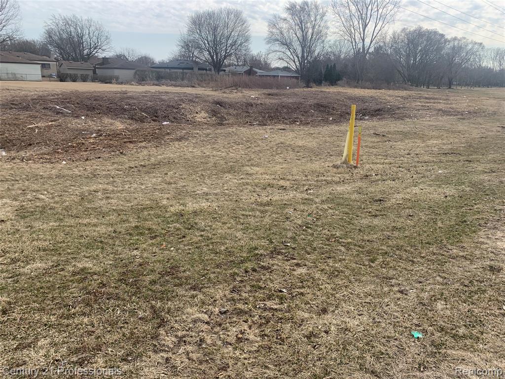 main property photo 9