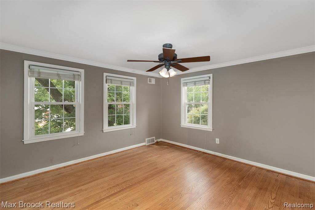 property viewer photo 21