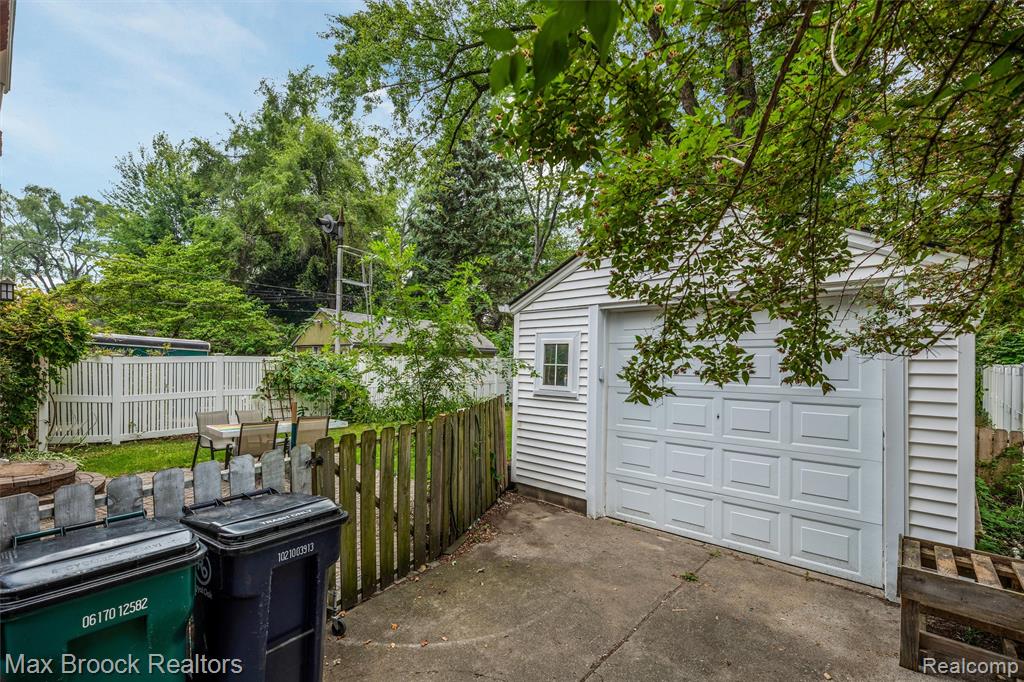 property viewer photo 31