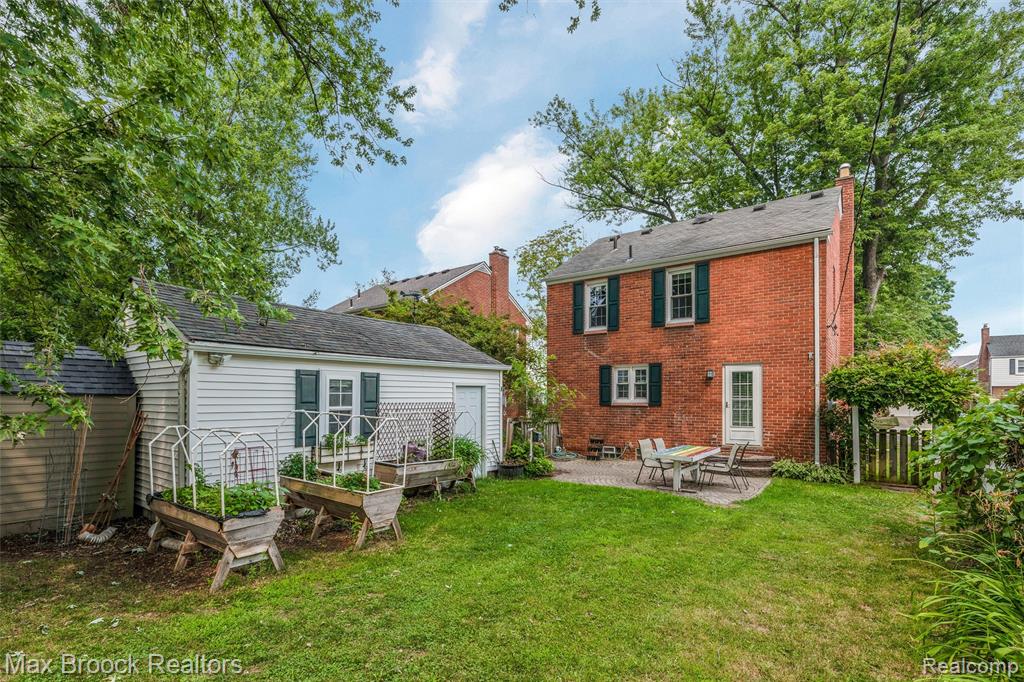 property viewer photo 35