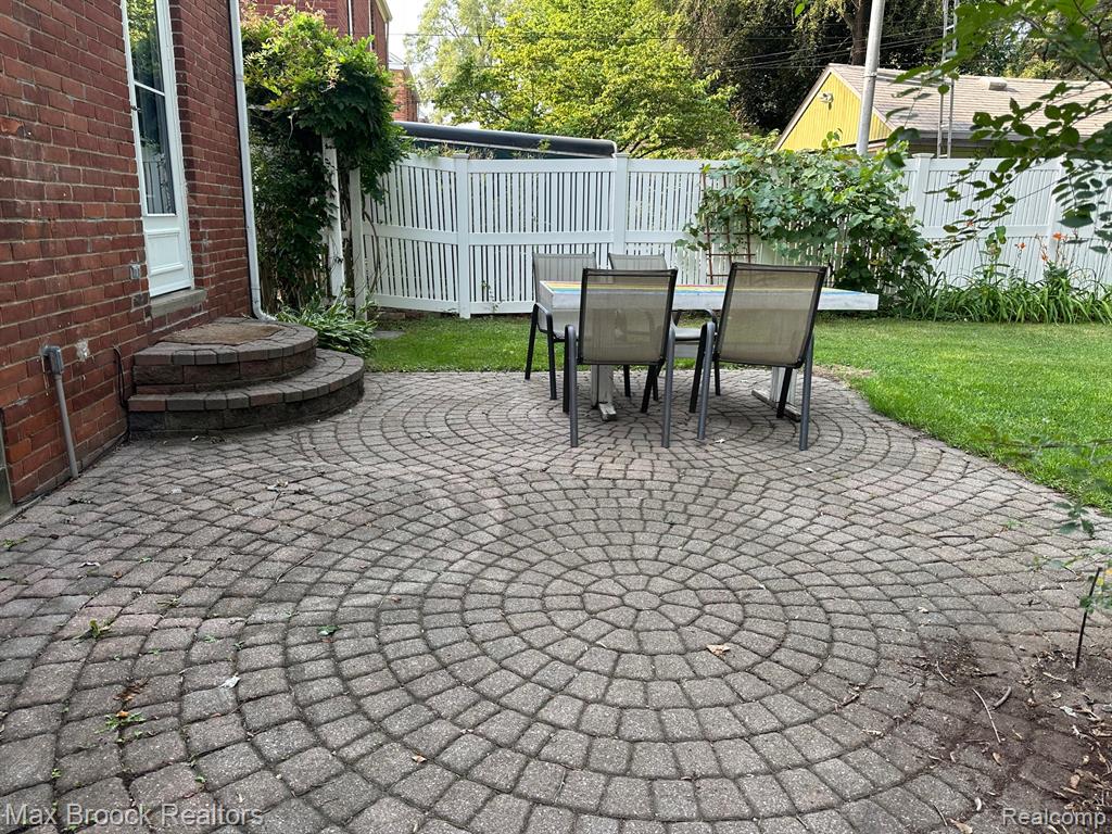 property viewer photo 37